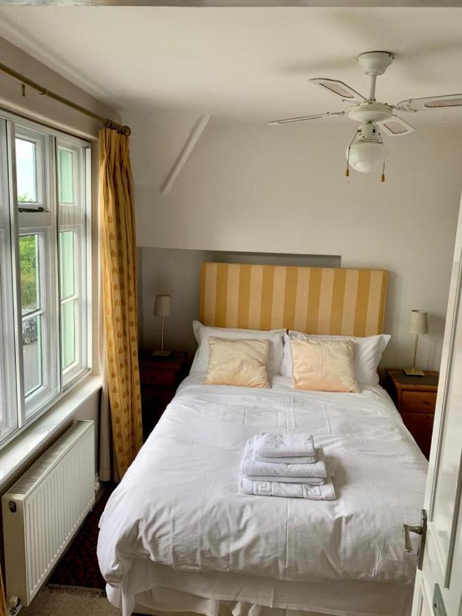 Parsnips House Bnb กลาสตันเบอรี ภายนอก รูปภาพ